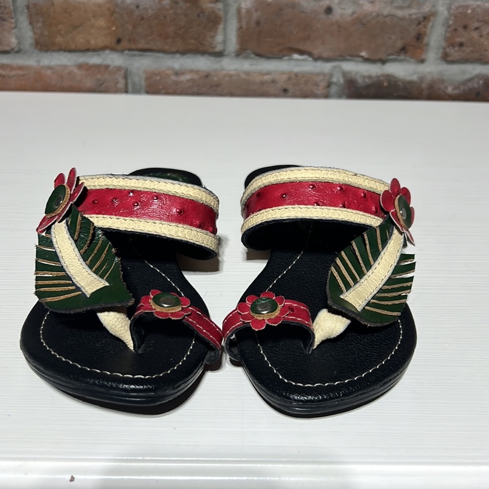 Sandals - Picture 9 of 16